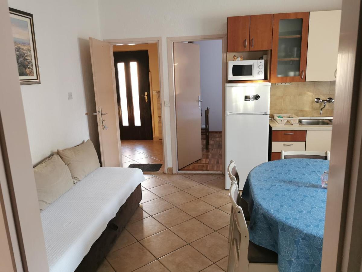 Near By Everything Vodice Extérieur photo