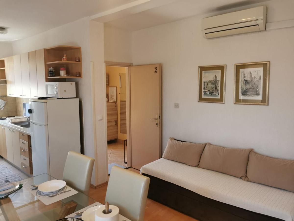 Near By Everything Vodice Extérieur photo